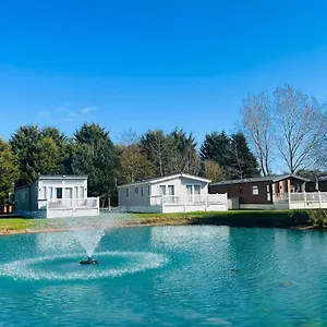 https://sutton-lodge-with-hot-tub.yorkshirehotels.net