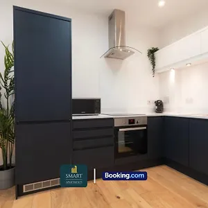 One Cosy Bedroom By Smart Short Lets & Serviced With Free Wifi Apartment
